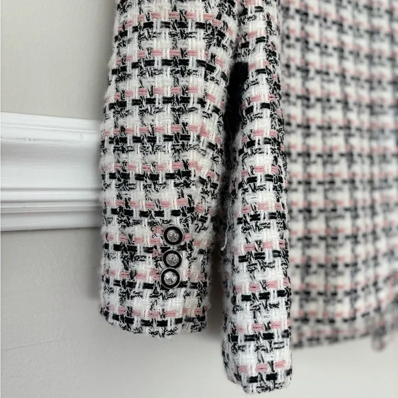 Zara Women's Black, White, Pink, Tweed Blazer - Picture 6 of 6
